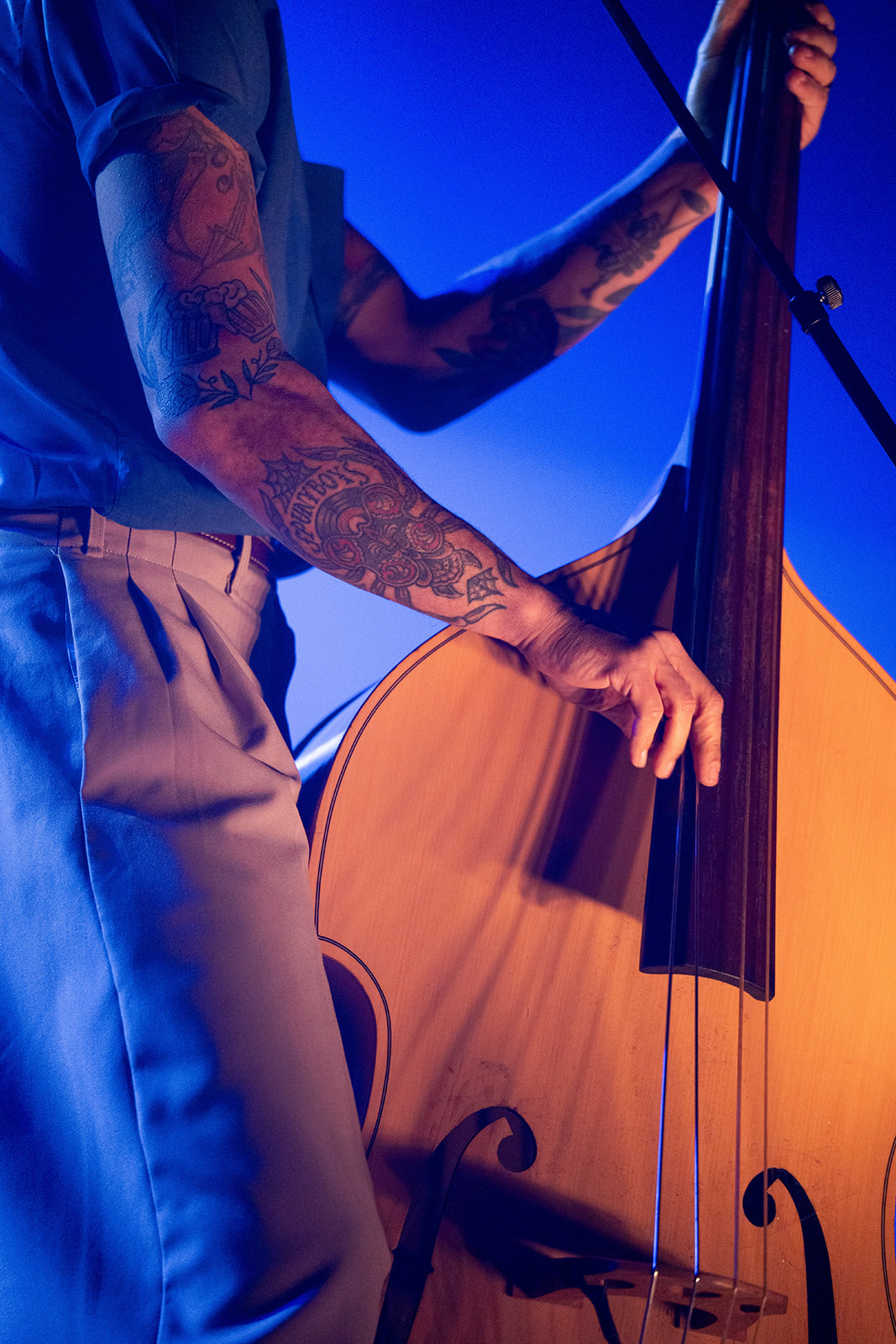 Spunyboys – contrebasse en feu